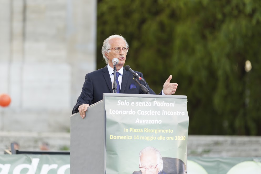 Leonardo Casciere chiude la campagna elettorale con un comizio in Piazza Risorgimento