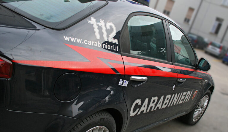 1499962454-carabinieri-gazzella