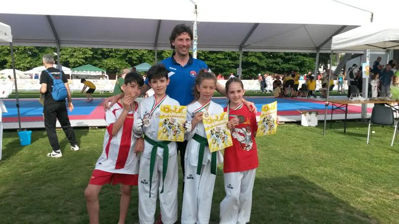 Pioggia di medaglie per gli atleti del Centro Taekwondo Celano