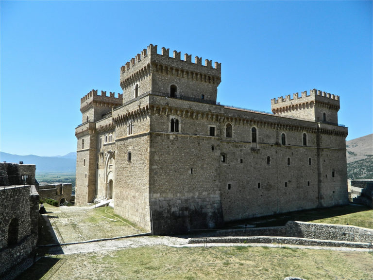 Castello Piccolominicelano