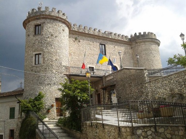 Castello_di_Oricola2