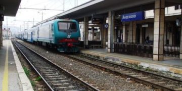 Carta Tutto Treno Abruzzo: agevolazione tariffaria per pendolari e studenti che viaggiano sui treni regionali