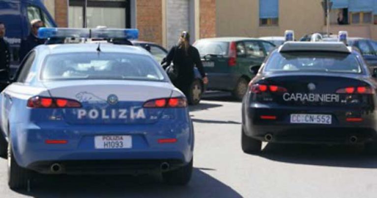 carabinieri_e_polizia02
