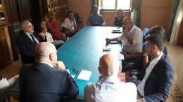 Scuole, incontro tra il sindaco De Angelis e i direttori didattici