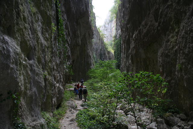 Escursioni al “Canyon” delle Gole di Aielli-Celano