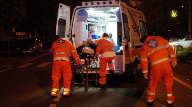 incidente ambulanza notte-2