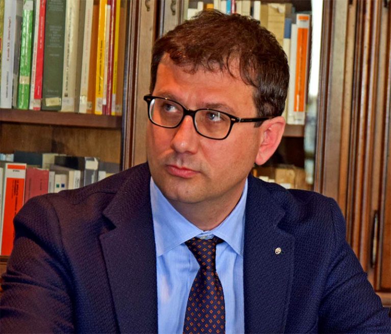 Il Consigliere della Regione Abruzzo delegato ai trasporti Maurizio Di Nicola