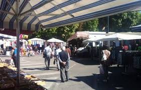 Mercato del Mercoledì ad Avezzano, otto banchi si spostano su via Fontana