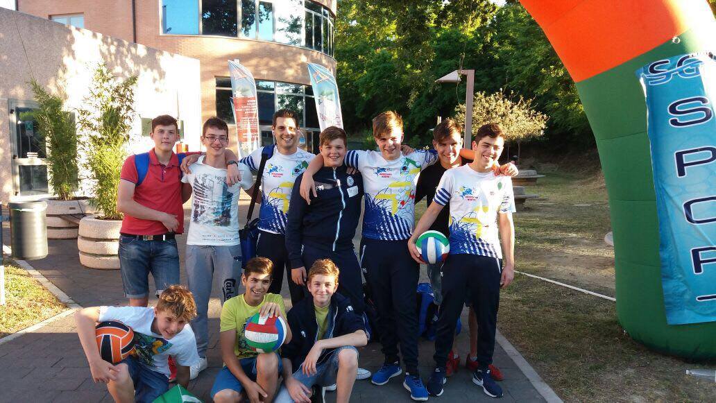 L'Avezzano Nuoto Under 15 si classifica terza al campionato regionale a Pescara
