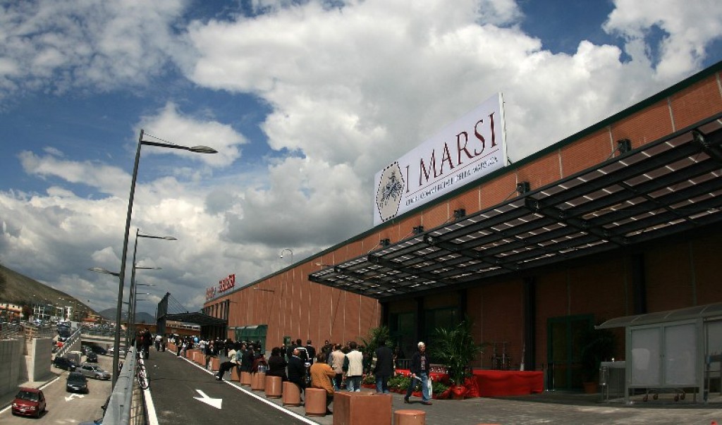 - Terre Marsicane Centro Commerciale I Marsi Avezzano