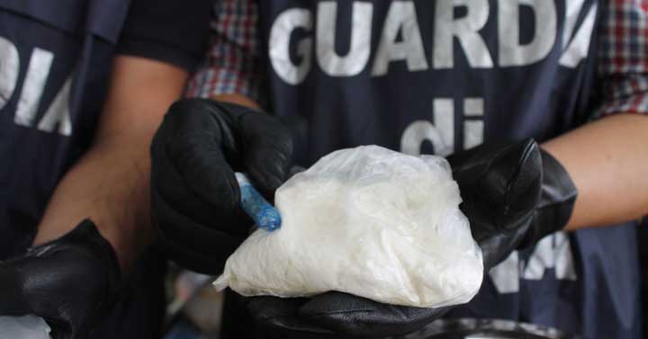 Oltre un chilo di cocaina, due arresti ad Avezzano