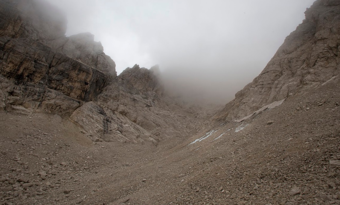 Legambiente Abruzzo “Anche il ghiacciaio del Gran Sasso sta scomparendo. Urgente mettere in campo azioni concrete per contrastare i cambiamenti climatici”