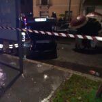 Auto si ribalta rovinosamente nel centro di Avezzano, paura tra i residenti