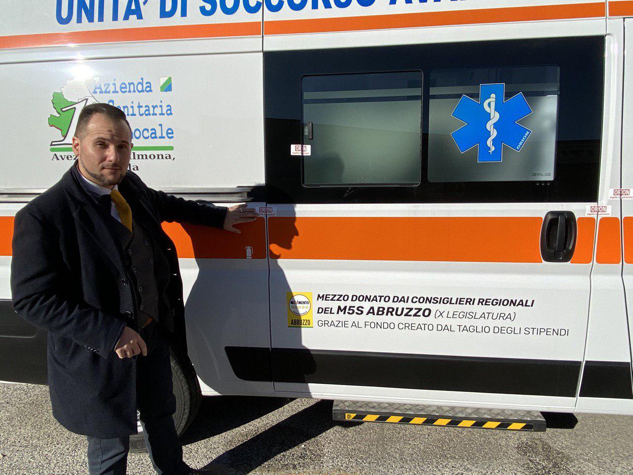 Ambulanza donata dal M5S, Fedele, "la ASL la abbandona per oltre un anno"