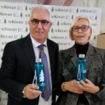 Patto eco sostenibile al Liceo Scientifico, Tekneko e Cam consegnano 2mila borracce per eliminare le bottiglie di plastica
