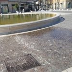 Acqua "sporca" e maleodorante nella fontana di Piazza Risorgimento, residenti indignati