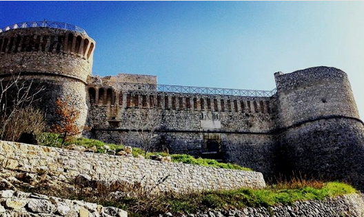Castello Orsini di Scurcola: la Soprintendenza firma l'autorizzazione per la ripresa dei lavori