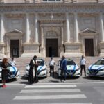 Nissan e L'Aquila ancora insieme per la mobilità sostenibile: 5 Nissan LEAF 100% elettriche a supporto della Polizia Municipale e del Sindaco