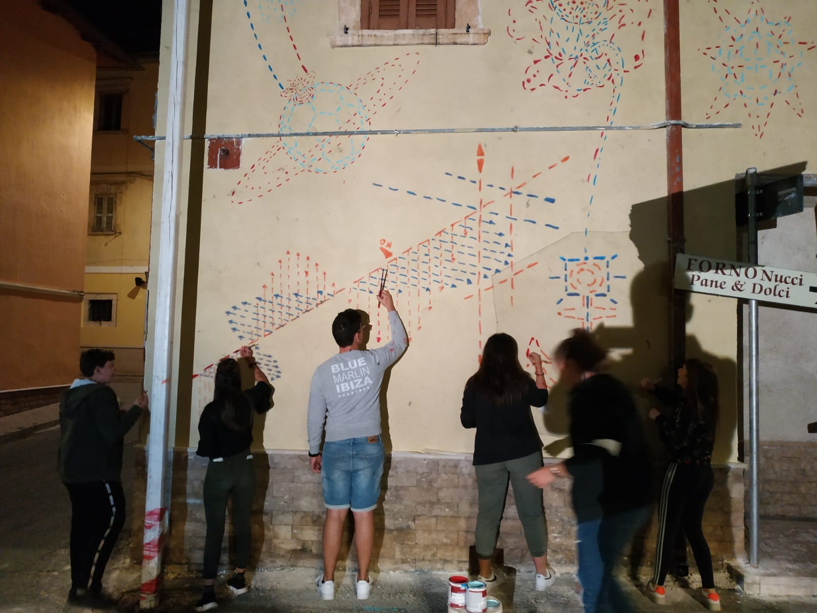 Ad Aielli c’è un murales diverso dagli altri, quello dei giovani aiellesi