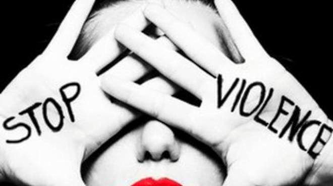 Anche Opi avrà la sua panchina rossa, simbolo del rifiuto della violenza sulle donne