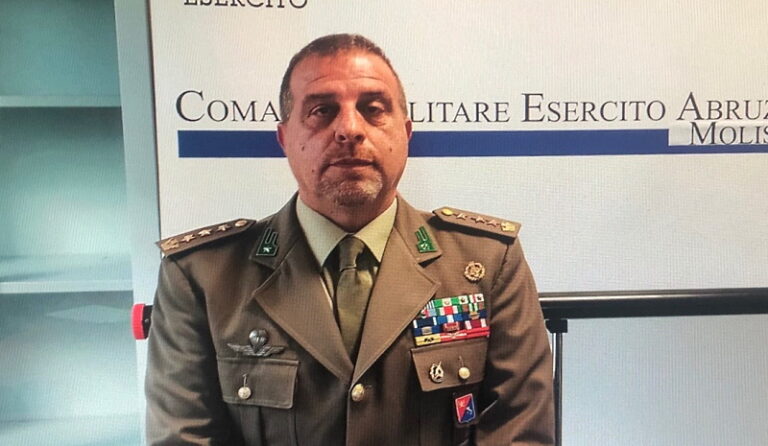 CalendEsercito 2021, presentazione presso il Comando Militare Esercito "Abruzzo-Molise" con il Colonnello Marco Iovinelli