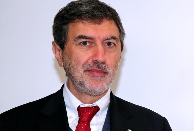 presidente della Regione Abruzzo Marco Marsilio