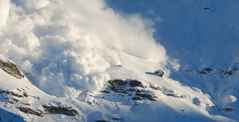 Pericolo valanghe, il Comune di Villavallelonga vieta escursioni, sci, ciaspolate e sport sulla neve