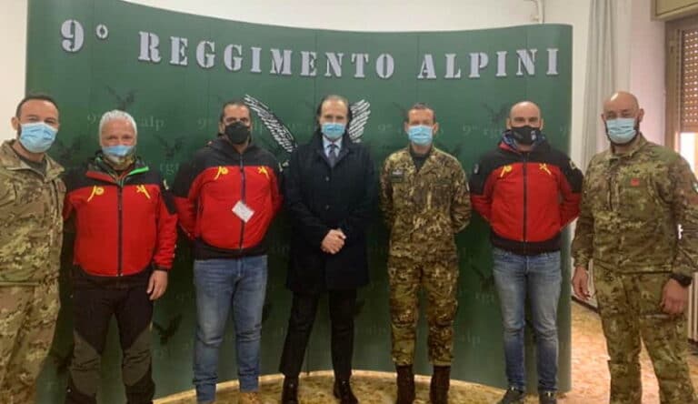 Soccorso in montagna. Siglato accordo tra Corpo Nazionale del Soccorso Alpino e Comando Truppe alpine dell'Esercito Italiano
