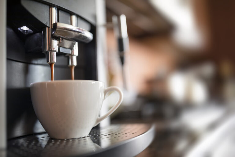 Espresso,Machine,Making,Fresh,Coffee
