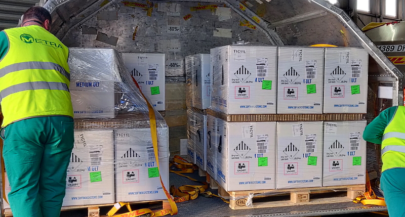 Iniziata la distribuzione alle Regioni di 1,5 milioni di vaccini Pfizer arrivati oggi