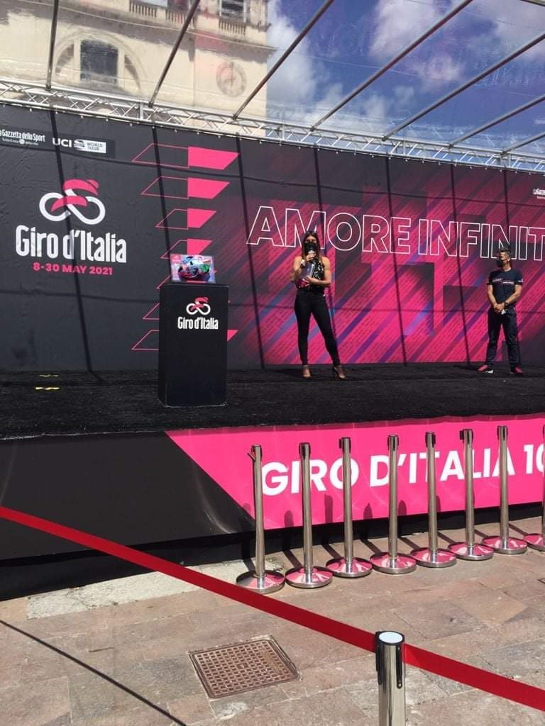 Studentessa avezzanese “Reporter per un giorno” a L’Aquila nella decima tappa del Giro d’Italia
