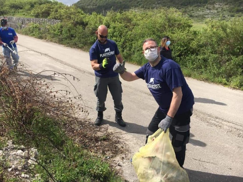 Oltre 500 volontari ripuliscono dall'immondizia i Piani Palentini