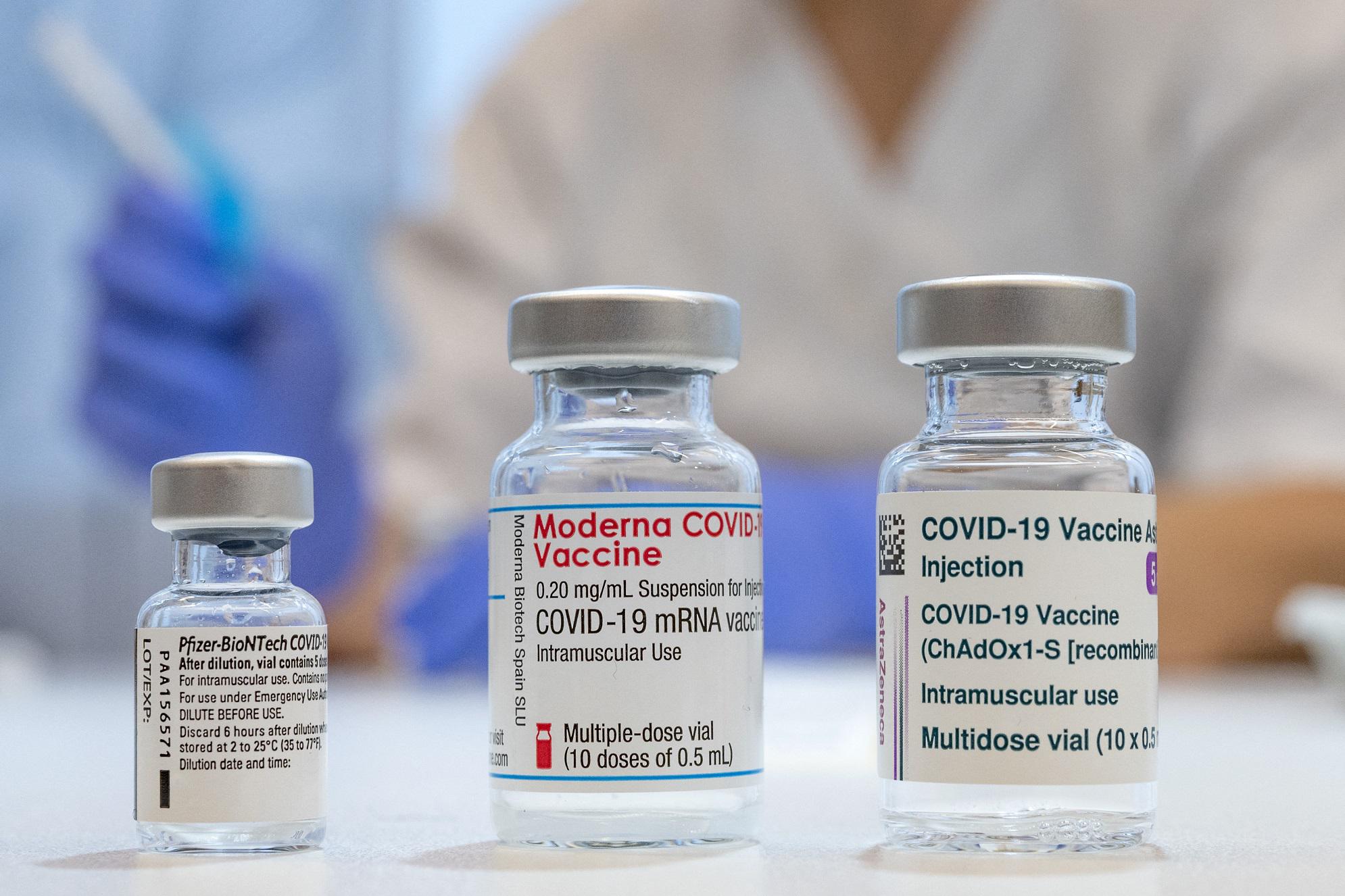 Scarseggiano le dosi di vaccini ad Avezzano, l’assessore Colizza alza la voce: “Così la macchina si inceppa”