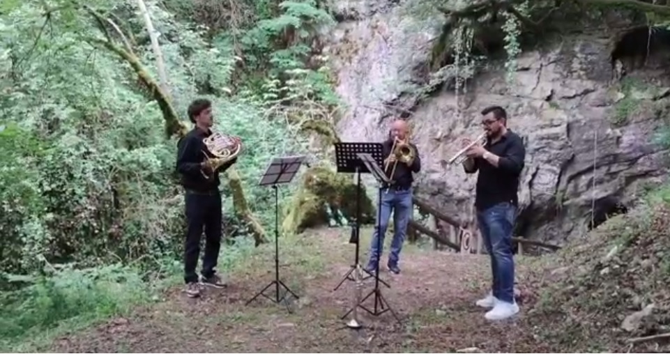 Concerto nella Riserva Grotte di Luppa con l’esibizione dell’orchestra Colibrì Ensemble