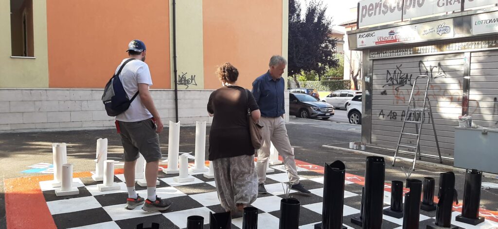 Gli scacchi come una battaglia medievale, ad Avezzano si gioca grazie all'associazione culturale Sessantasettezerocinquantuno