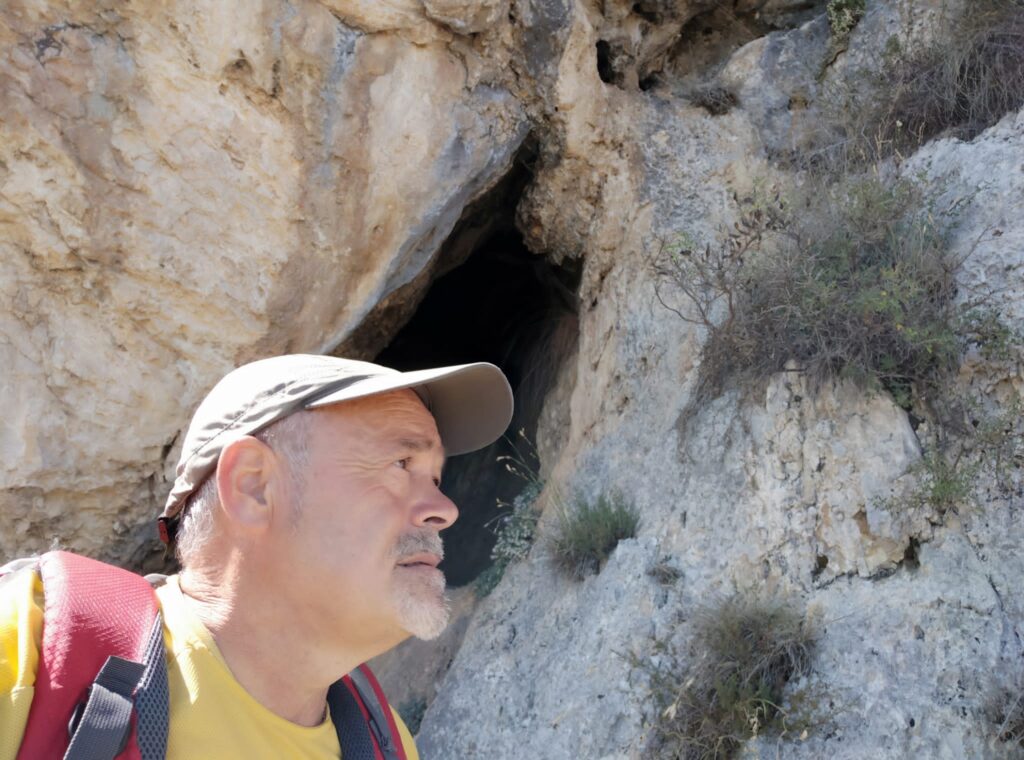 Strumento preistorico in selce rinvenuto da Angelo Ianni nei pressi della Serra di Celano