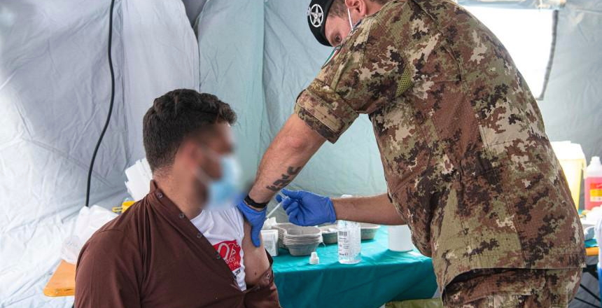 Vaccinazioni anti-Covid-19 in favore degli Afghani arrivati in Italia, attivato un hub ad Avezzano