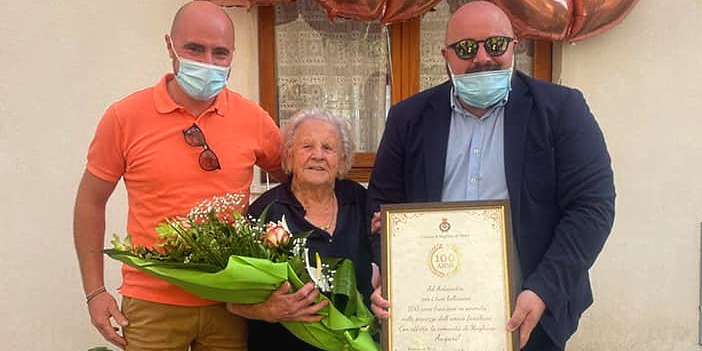 Magliano de' Marsi festeggia i 100 anni di Antonia Di Clemente