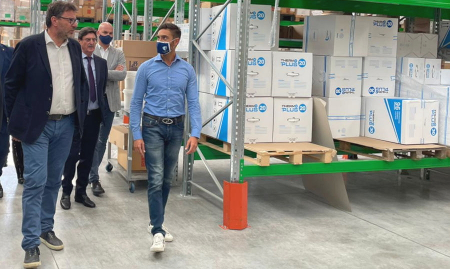 Il ministro dello Sviluppo Economico Giorgetti visita aziende in Abruzzo