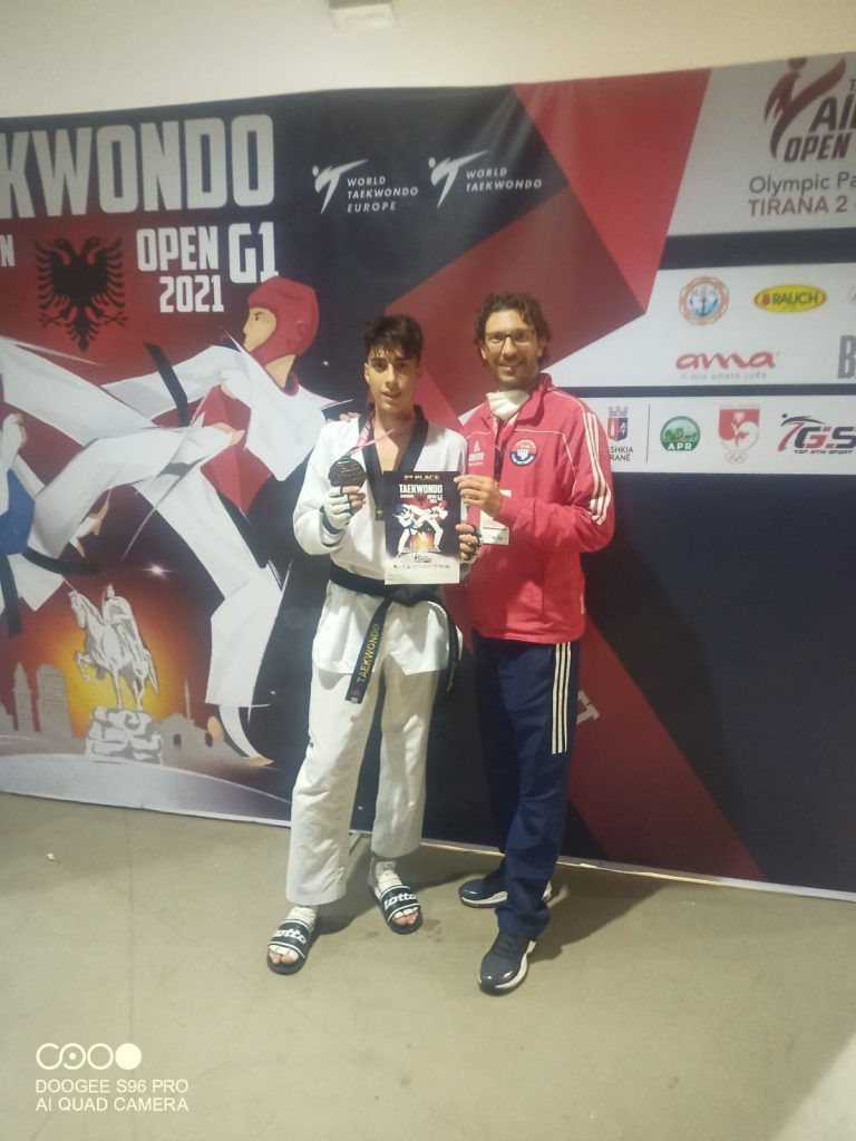 Taekwondo Celano: Francesco Scamolla e Luigi Fegatilli conquistano due medaglie di Bronzo all’Albanian Open