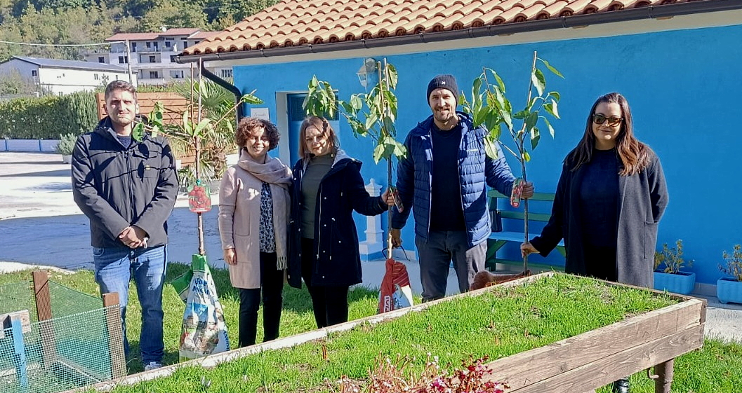Ancos Avezzano dona alberi di ciliegio al Sorriso di Christian: "coltivare sogni e speranze di un futuro radioso"