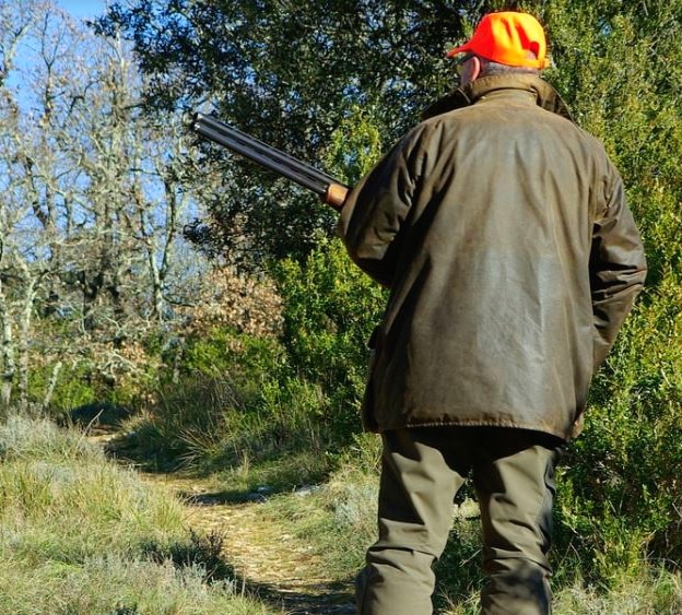 "Spari vicini alle abitazioni", alcuni cittadini di Massa d'Albe si lamentano dei cacciatori
