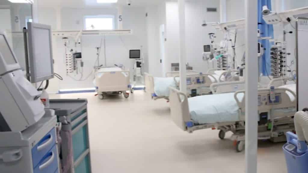 Inaugurati 7 posti di terapia intensiva Covid ad Avezzano, Marsilio: “Struttura moderna e innovativa”