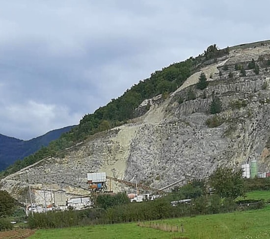 Nuova cava da 600.000 metri cubi nel Parco nazionale del Gran Sasso, TAR L'Aquila boccia le autorizzazioni