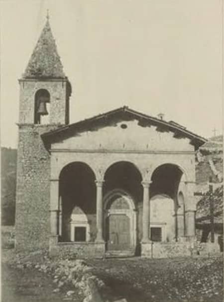 La chiesa di S. Maria del Soccorso di Tagliacozzo in una vecchia fotografia di fine 800