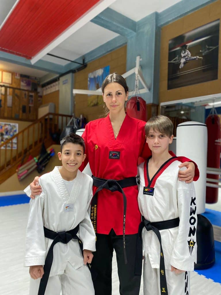 I giovani avezzanesi Lorenzo Di Battista e Alessio Di Benedetto conquistano la cintura nera di taekwondo: "Praticano questo sport insieme da quando avevano 4 anni"