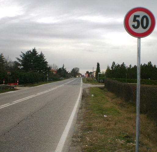 Istituito limite di velocità di 50 km/h sulle strade SP 24 di Alba Fucens, direzione panoramica, e Sp 62 Palentina