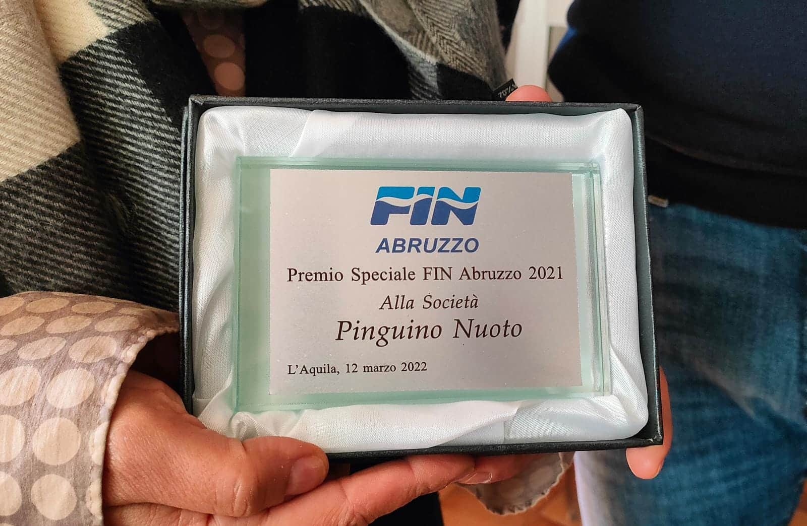 La Pinguino riceve il premio dalla Fin Abruzzo per aver ospitato le gare nel periodo di pandemia