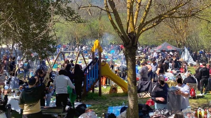 Sembra Woodstock ma è una riserva naturale abruzzese, insorge il SOA: "scandalo dell'assalto di Pasquetta"