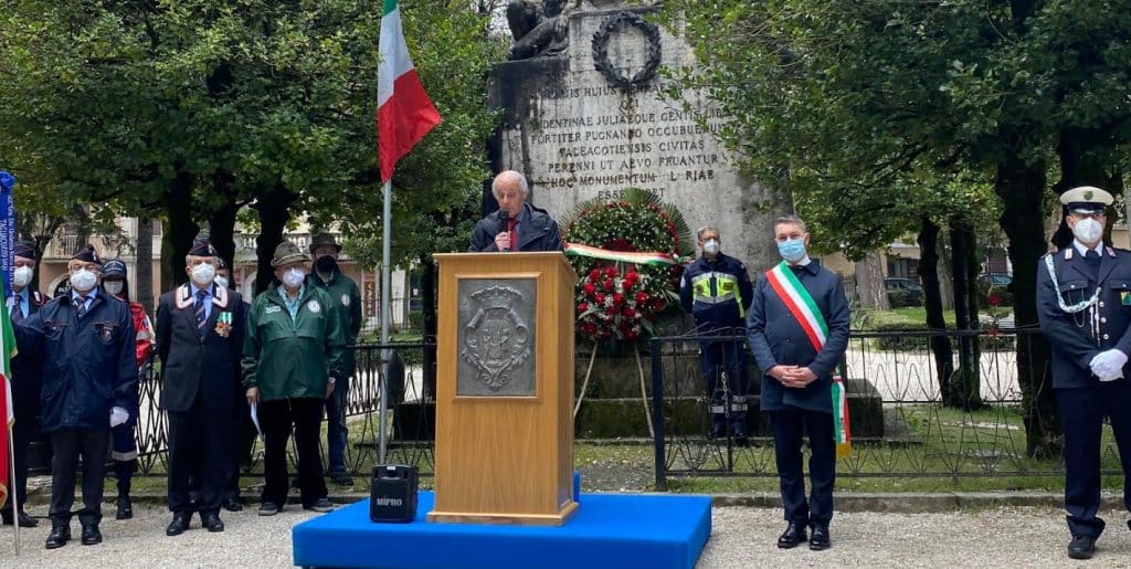 Tagliacozzo onora la Festa della Liberazione con una partecipata e organizzata cerimonia nel Parco della Rimembranza
